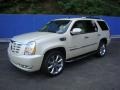 White Diamond - Escalade AWD Photo No. 1
