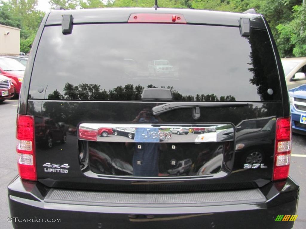 2008 Liberty Limited 4x4 - Brilliant Black Crystal Pearl / Pastel Slate Gray photo #17