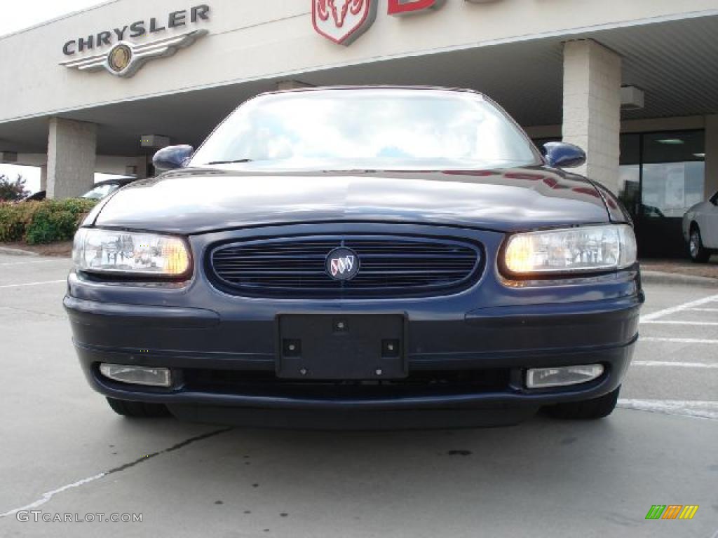 2002 Regal LS - Midnight Blue Pearl / Medium Gray photo #8