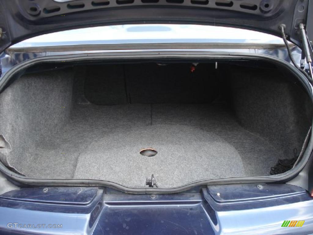 2002 Regal LS - Midnight Blue Pearl / Medium Gray photo #13