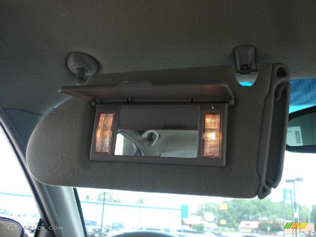 2002 Regal LS - Midnight Blue Pearl / Medium Gray photo #19