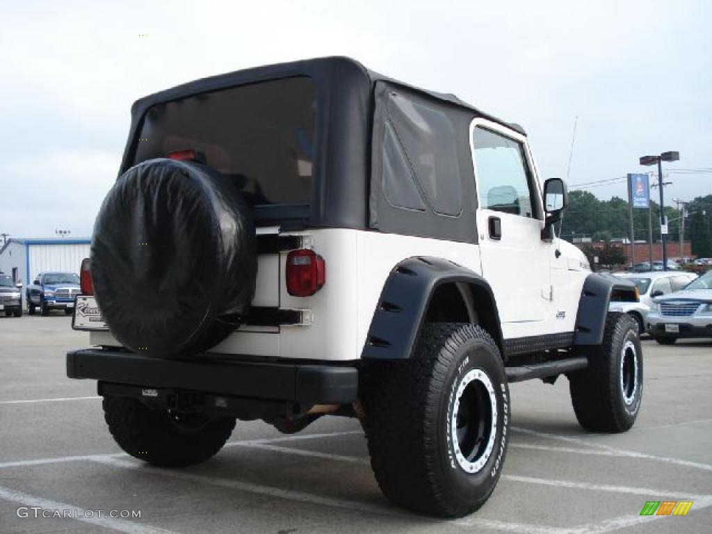 2004 Wrangler Rubicon 4x4 - Stone White / Dark Slate Gray photo #3