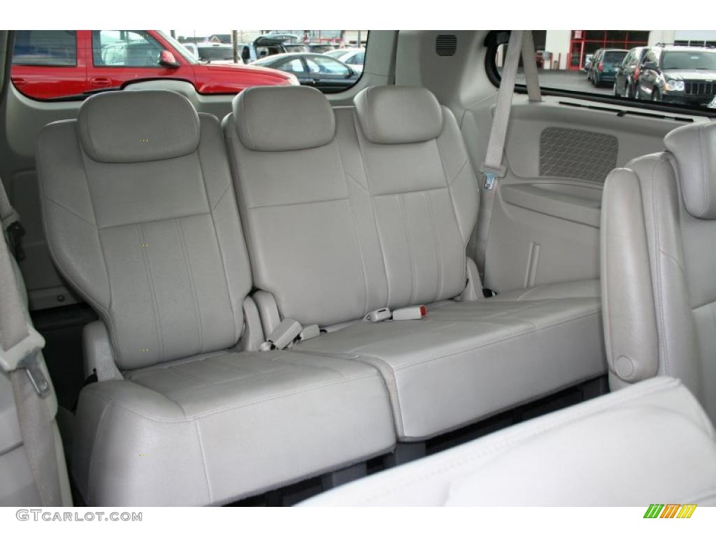 2008 Town & Country Touring Signature Series - Modern Blue Pearlcoat / Medium Slate Gray/Light Shale photo #20