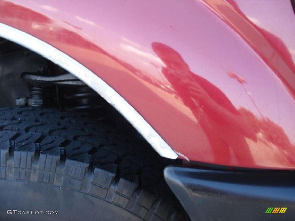 1998 Tacoma Regular Cab 4x4 - Sunfire Red Pearl Metallic / Oak photo #33