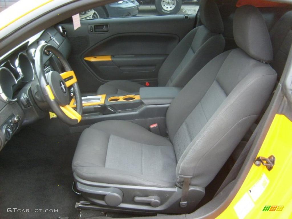 2007 Mustang V6 Deluxe Coupe - Grabber Orange / Dark Charcoal photo #10