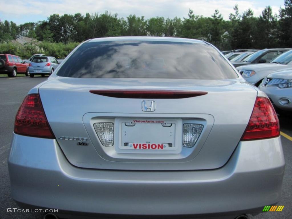 2007 Accord LX V6 Sedan - Alabaster Silver Metallic / Black photo #16