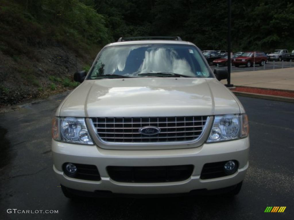 2005 Explorer Limited 4x4 - Ivory Parchment Tri Coat / Medium Parchment photo #10