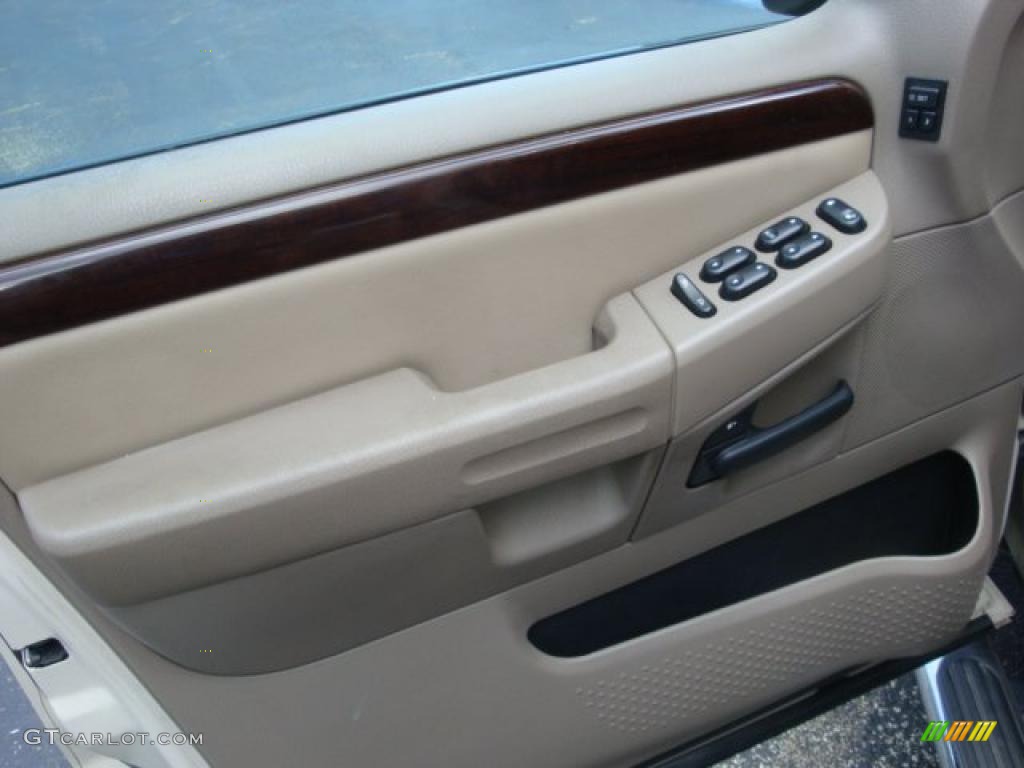 2005 Explorer Limited 4x4 - Ivory Parchment Tri Coat / Medium Parchment photo #16