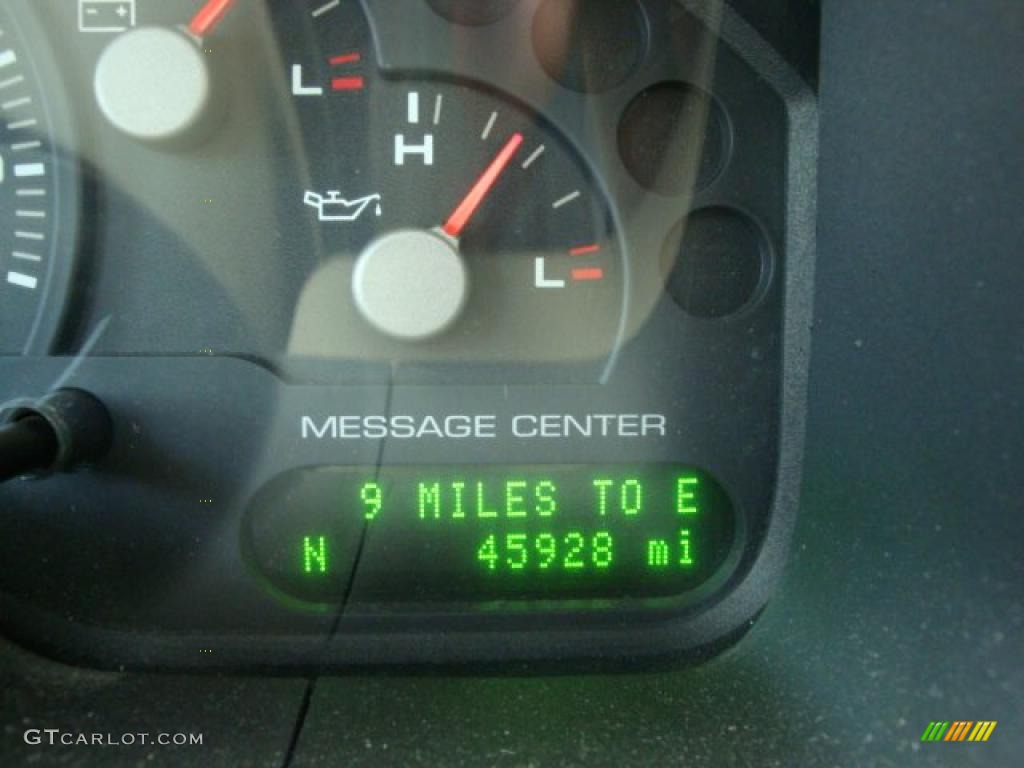 2005 Explorer Limited 4x4 - Ivory Parchment Tri Coat / Medium Parchment photo #20