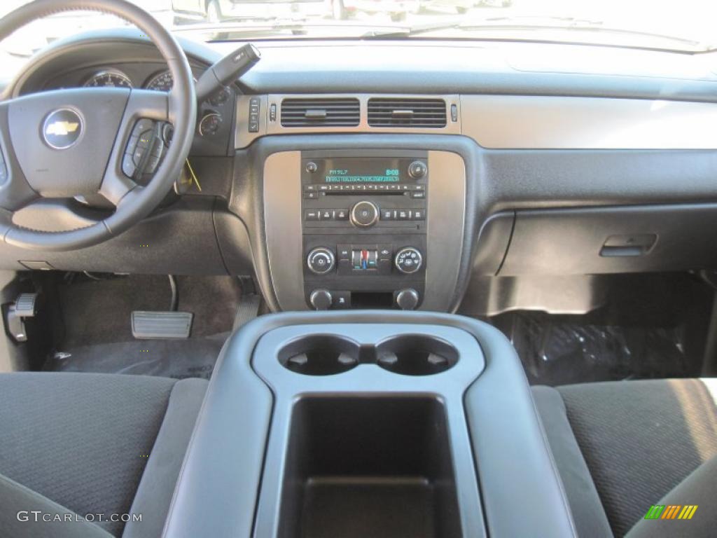2007 Tahoe LS - Summit White / Ebony photo #10
