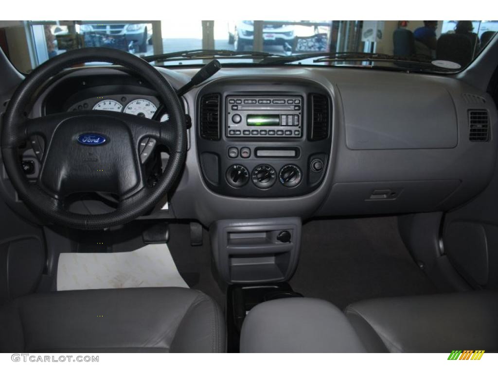 2002 Escape XLT V6 - True Blue Metallic / Medium Graphite photo #12