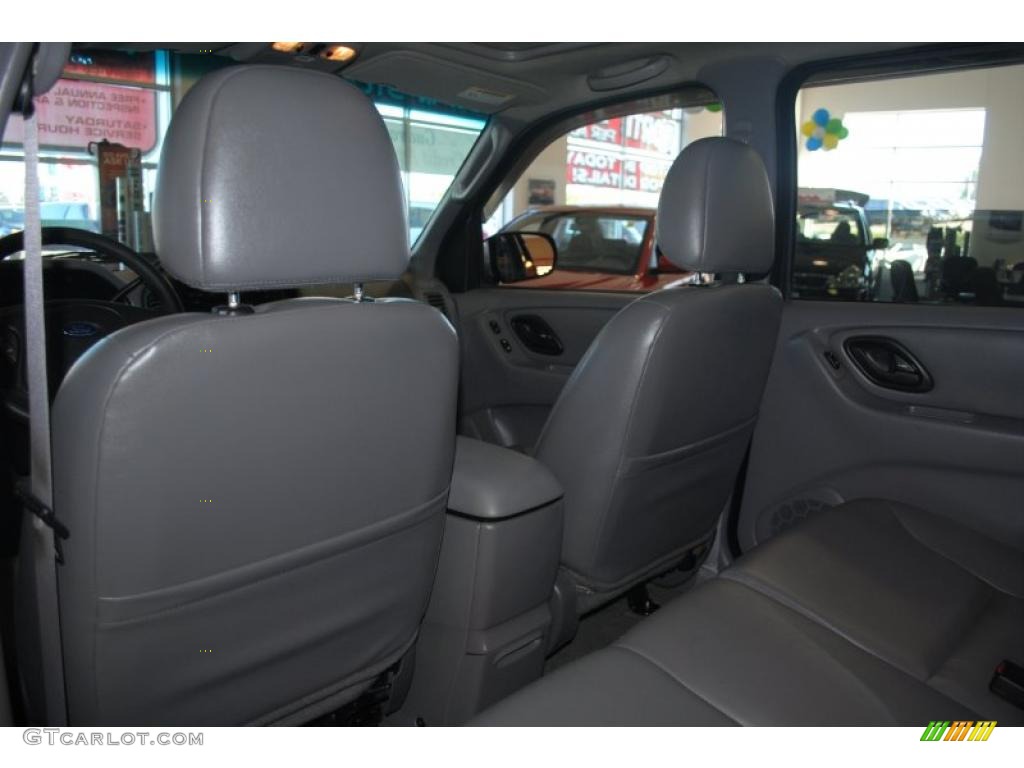 2002 Escape XLT V6 - True Blue Metallic / Medium Graphite photo #16