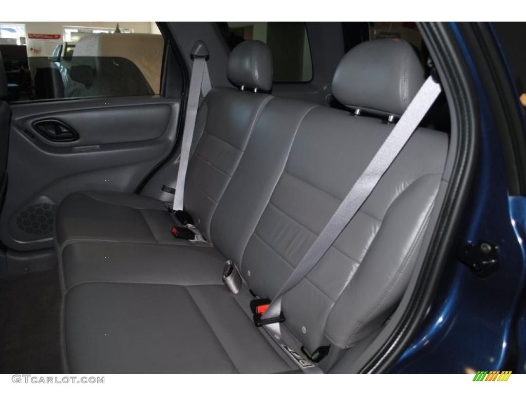 2002 Escape XLT V6 - True Blue Metallic / Medium Graphite photo #17