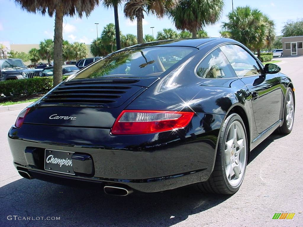 2005 911 Carrera Coupe - Black / Sand Beige photo #3