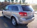 2009 Light Sandstone Metallic Dodge Journey SXT  photo #3