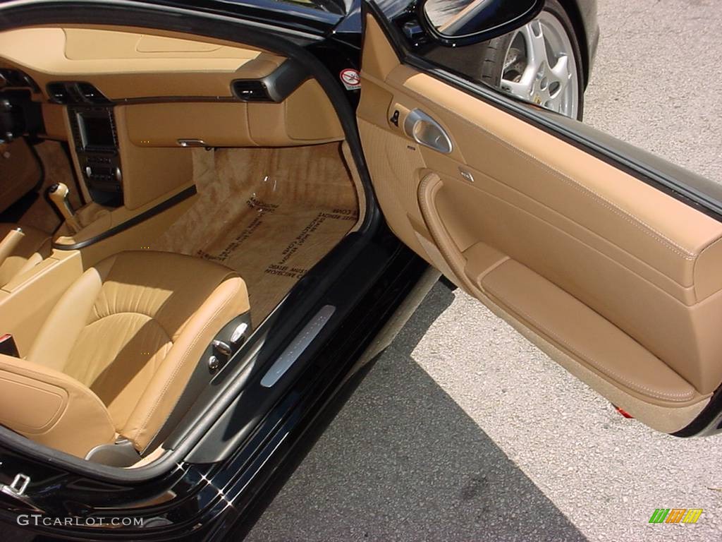 2005 911 Carrera Coupe - Black / Sand Beige photo #11