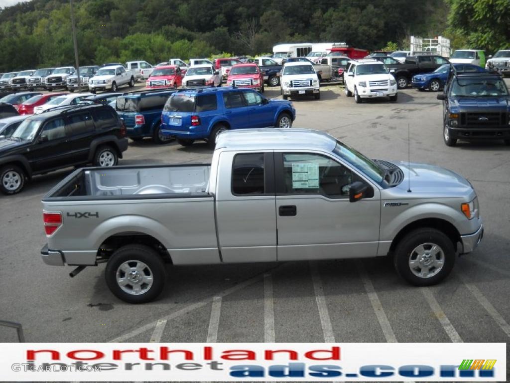 2010 F150 XLT SuperCab 4x4 - Ingot Silver Metallic / Medium Stone photo #5