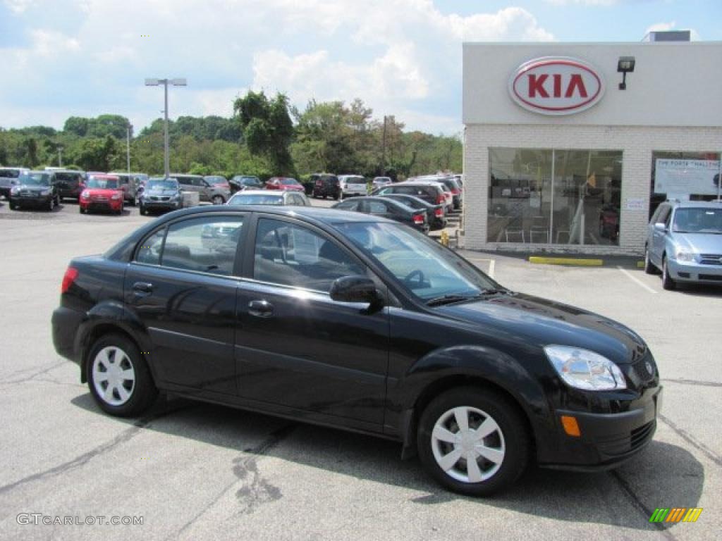 2006 Rio Sedan - Black / Gray photo #1