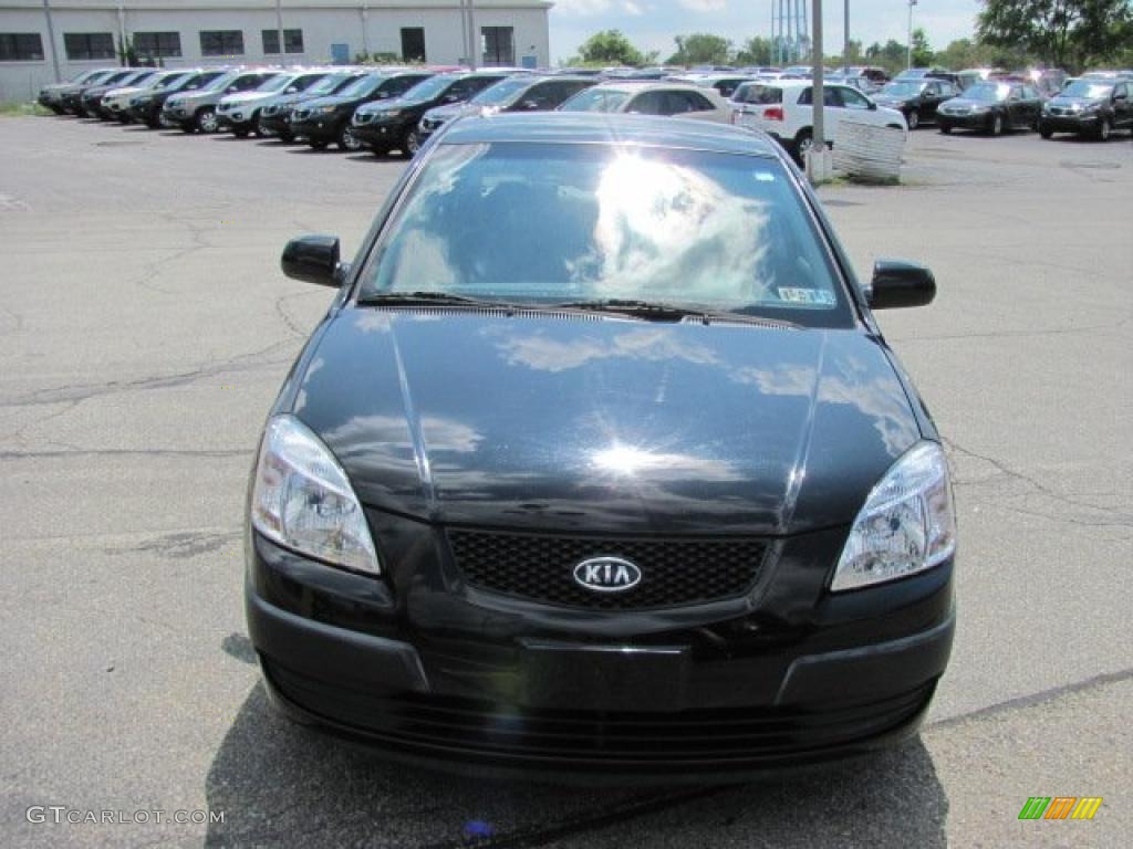 2006 Rio Sedan - Black / Gray photo #7