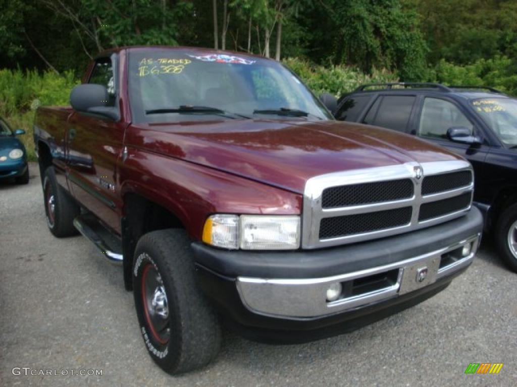 2000 Ram 1500 SLT Regular Cab 4x4 - Dark Garnet Red Pearlcoat / Agate photo #1