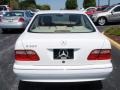 Glacier White - E 320 Sedan Photo No. 9