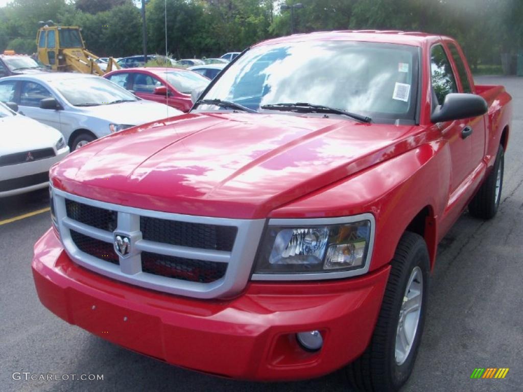 2011 Dakota Big Horn Extended Cab - Flame Red / Dark Slate Gray/Medium Slate Gray photo #1