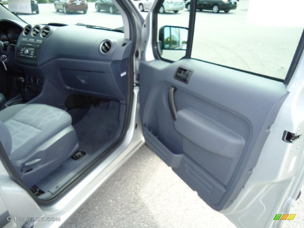 2010 Transit Connect XLT Passenger Wagon - Silver Metallic / Dark Gray photo #20