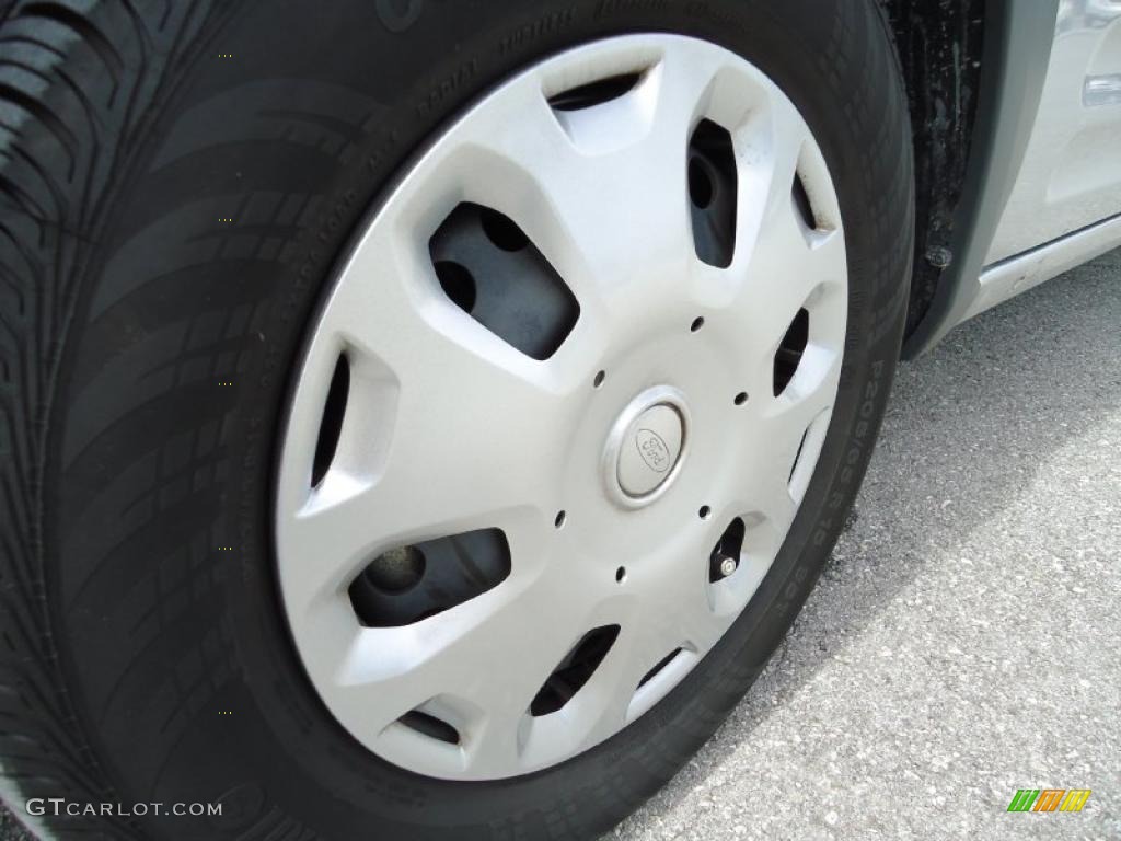 2010 Transit Connect XLT Passenger Wagon - Silver Metallic / Dark Gray photo #26