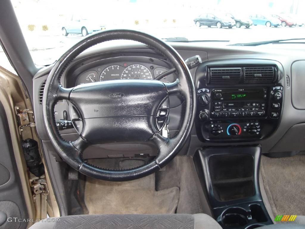 1999 Explorer XLT 4x4 - Harvest Gold Metallic / Medium Prairie Tan photo #16