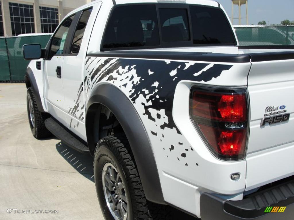 2010 F150 SVT Raptor SuperCab 4x4 - Oxford White / Raptor Black photo #5