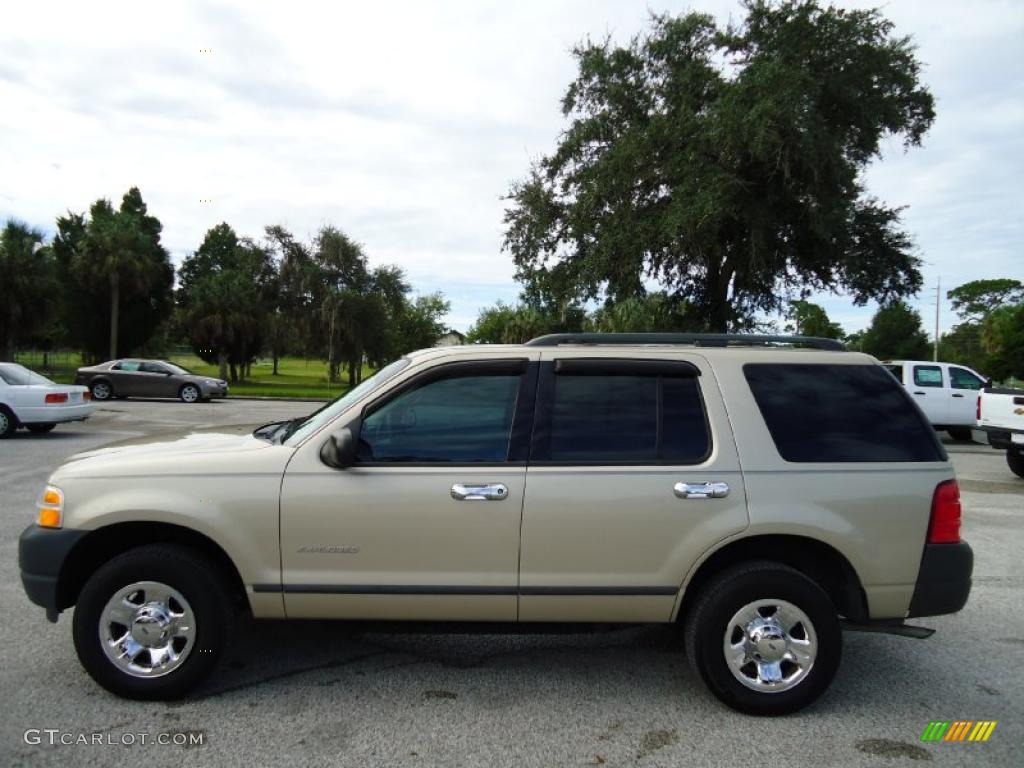 2004 Explorer XLS - Pueblo Gold Metallic / Medium Parchment photo #2