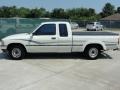 White - Pickup Deluxe Extended Cab Photo No. 6
