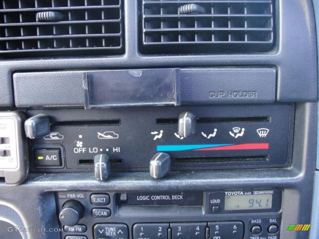1990 Pickup Deluxe Extended Cab - White / Blue photo #24