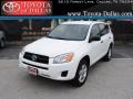 Super White - RAV4 4WD Photo No. 1