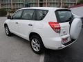 Super White - RAV4 4WD Photo No. 7