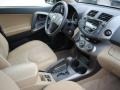 Super White - RAV4 4WD Photo No. 9
