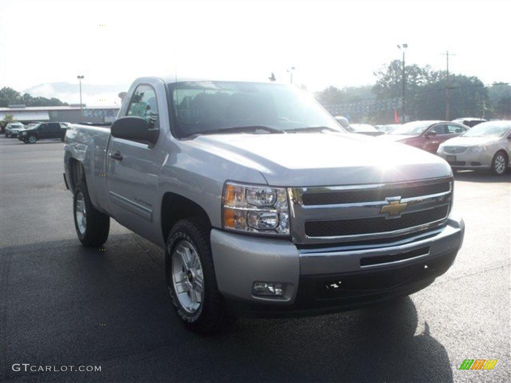 2011 Silverado 1500 LT Regular Cab 4x4 - Sheer Silver Metallic / Ebony photo #4