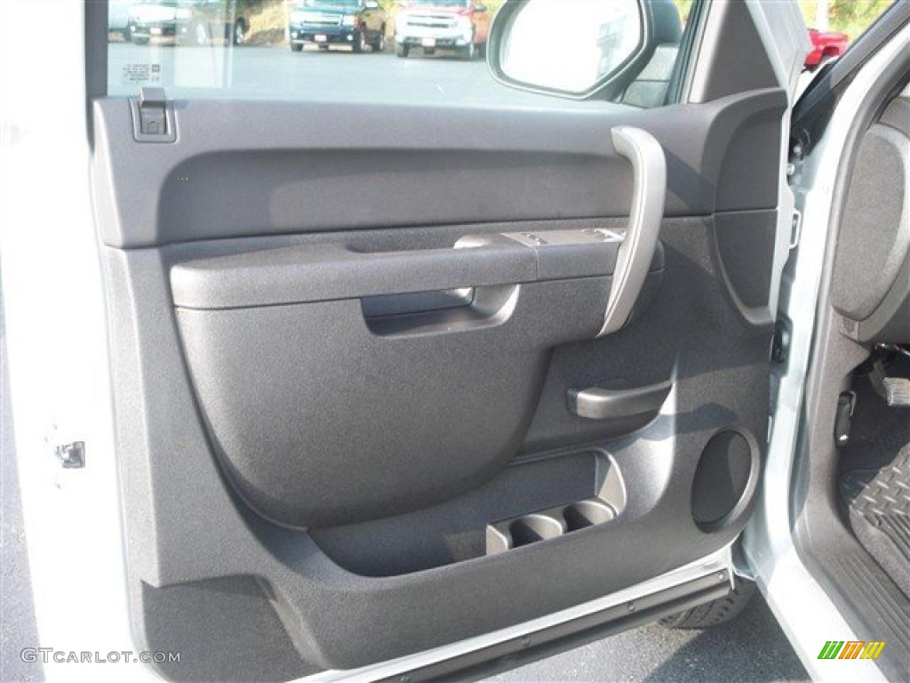 2011 Silverado 1500 LT Regular Cab 4x4 - Sheer Silver Metallic / Ebony photo #9