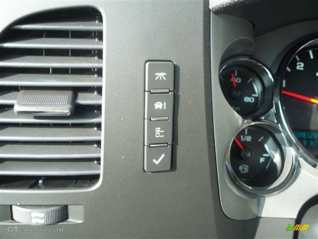 2011 Silverado 1500 LT Regular Cab 4x4 - Sheer Silver Metallic / Ebony photo #21