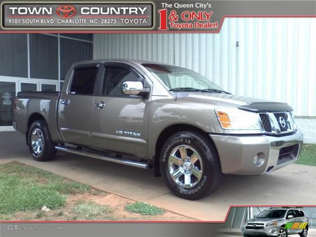 2007 Titan SE Crew Cab - Granite / Steel Gray photo #1