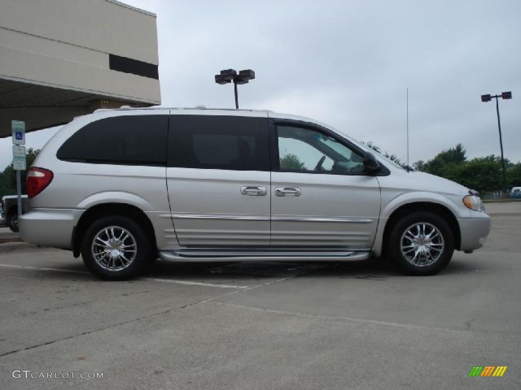 2002 Town & Country Limited AWD - Bright Silver Metallic / Taupe photo #2