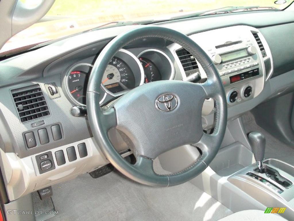 2006 Tacoma V6 PreRunner Double Cab - Radiant Red / Graphite Gray photo #16