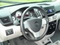 2009 Mercury Sliver Metallic Volkswagen Routan SE  photo #18