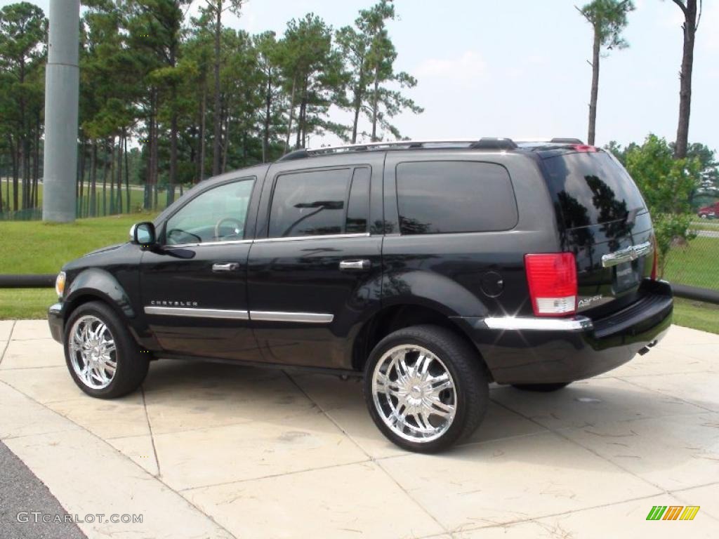 2007 Aspen Limited 4WD - Brilliant Black Crystal Pearl / Dark Slate Gray/Light Slate Gray photo #10