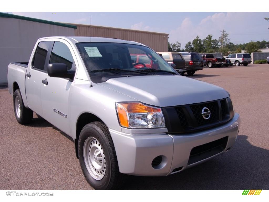 2009 Titan XE Crew Cab - Radiant Silver / Charcoal photo #1