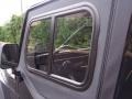 Black - Wrangler SE 4x4 Photo No. 8
