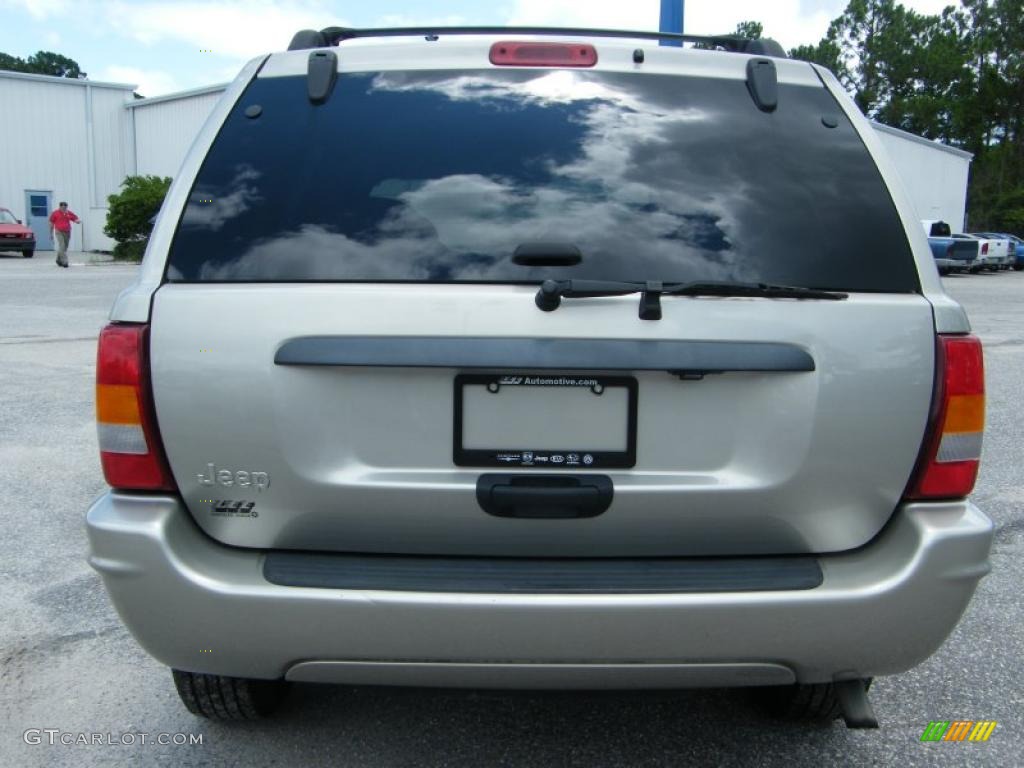 2004 Grand Cherokee Laredo - Graphite Metallic / Dark Slate Gray photo #4
