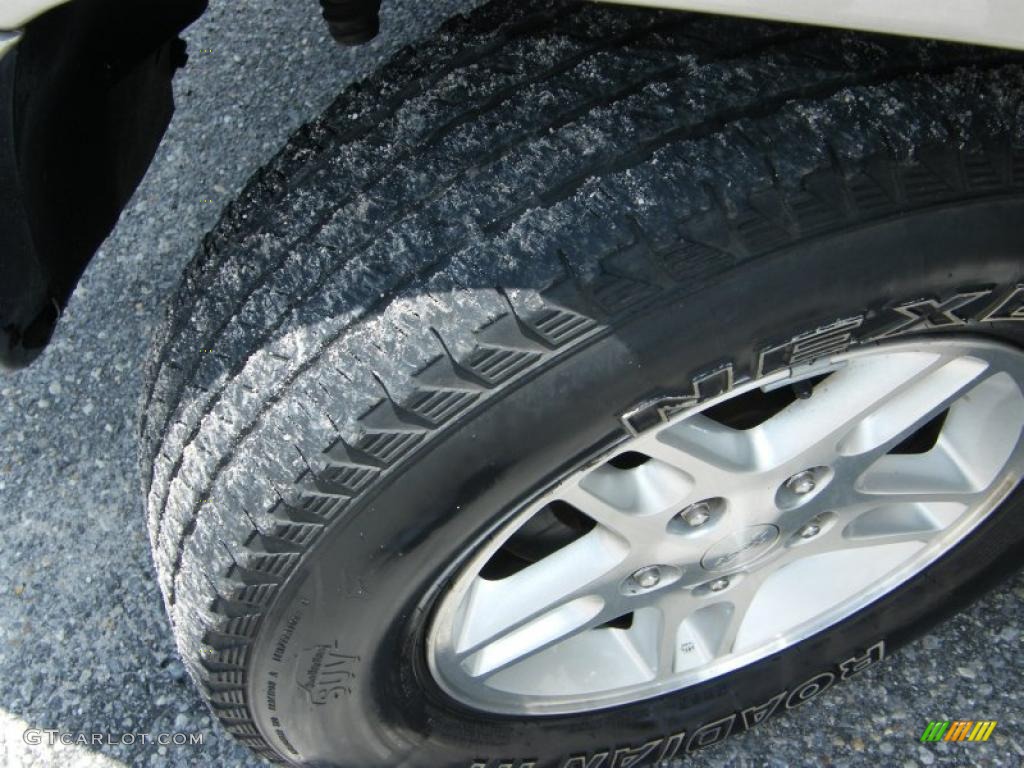 2004 Grand Cherokee Laredo - Graphite Metallic / Dark Slate Gray photo #12