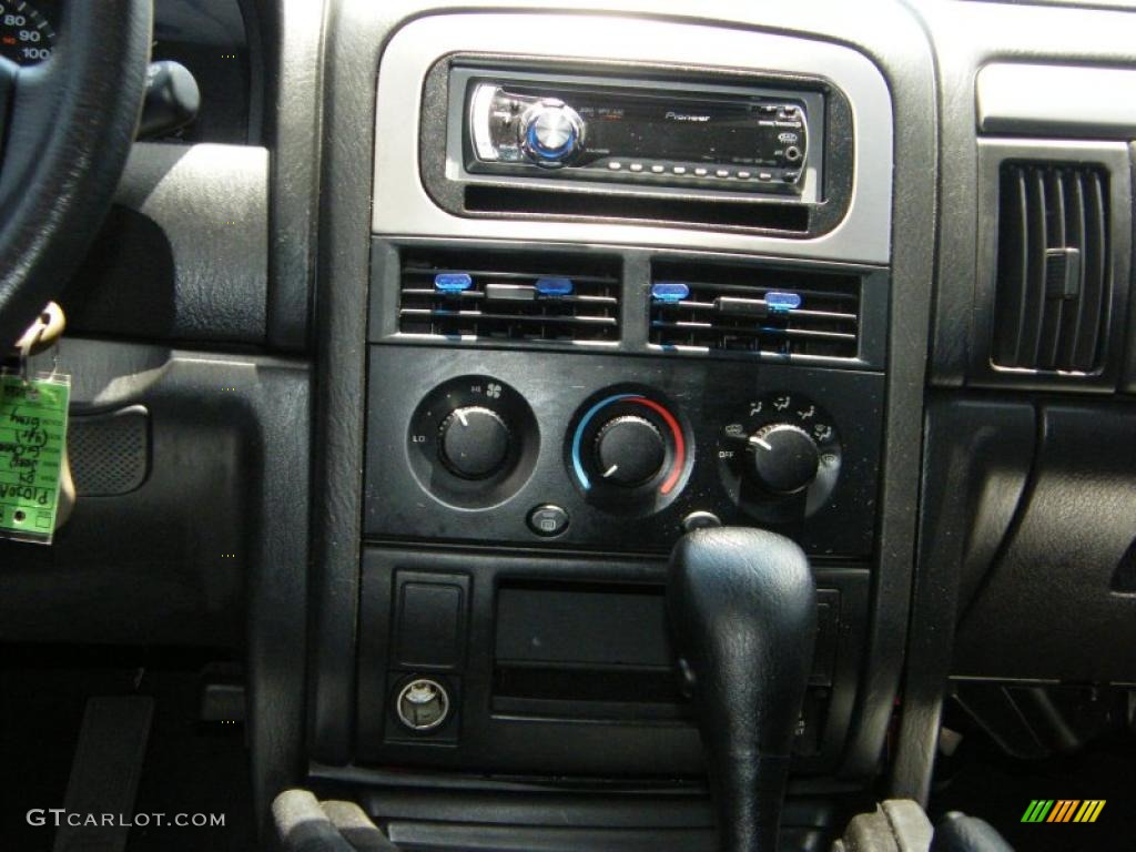 2004 Grand Cherokee Laredo - Graphite Metallic / Dark Slate Gray photo #19