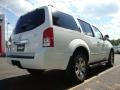 2008 Avalanche White Nissan Pathfinder LE 4x4  photo #15